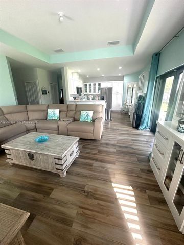 32151 SW 196th Ave, Homestead, FL 33030