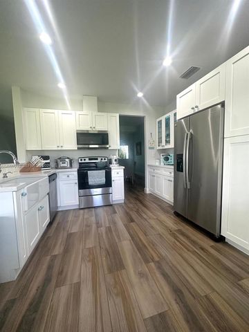 32151 SW 196th Ave, Homestead, FL 33030