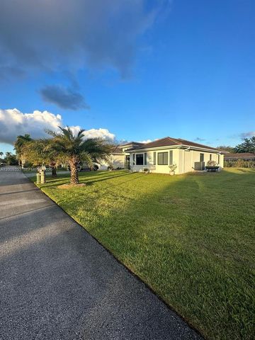 32151 SW 196th Ave, Homestead, FL 33030