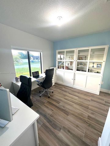 32151 SW 196th Ave, Homestead, FL 33030
