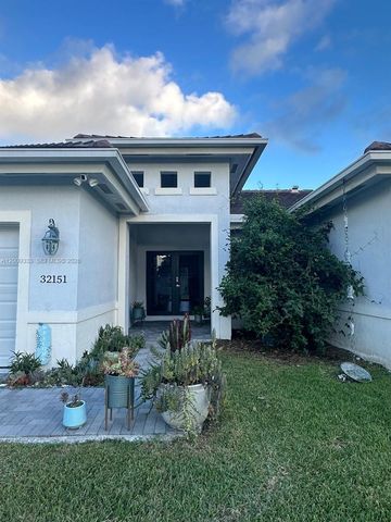 32151 SW 196th Ave, Homestead, FL 33030