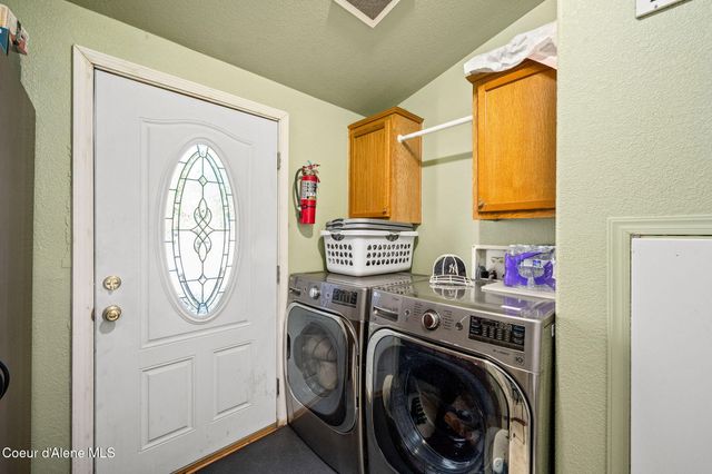 8507 E Son Shine Way, Athol, ID 83801