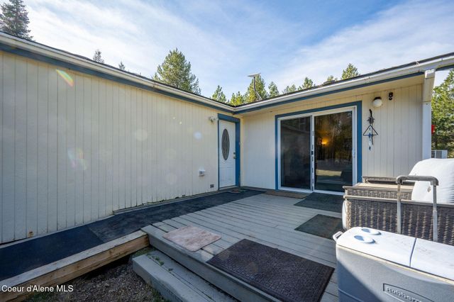 8507 E Son Shine Way, Athol, ID 83801