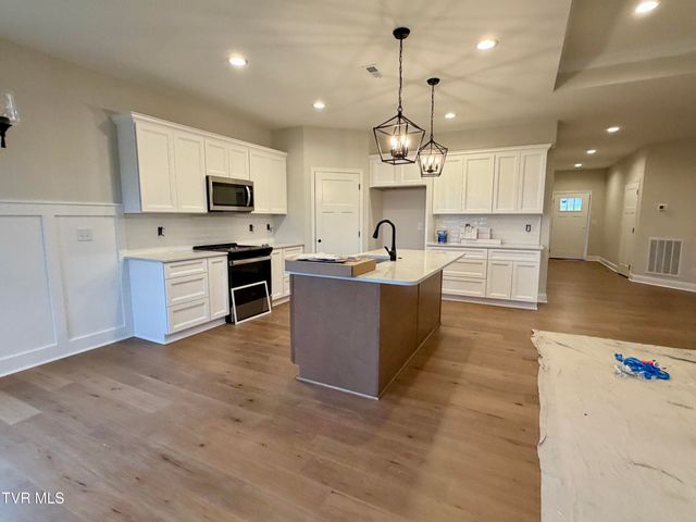 234 Ruby Rose Ridge, Jonesborough, TN 37659