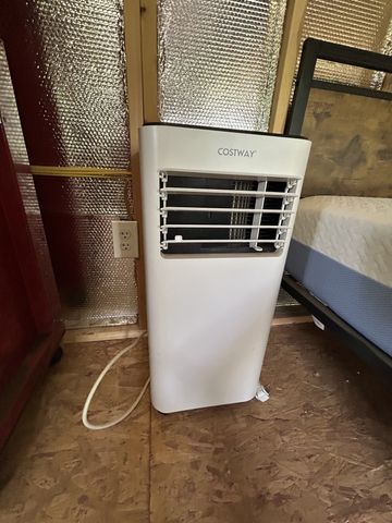 91 Carver Hollow Rd, Pleasant Shade, TN 37145