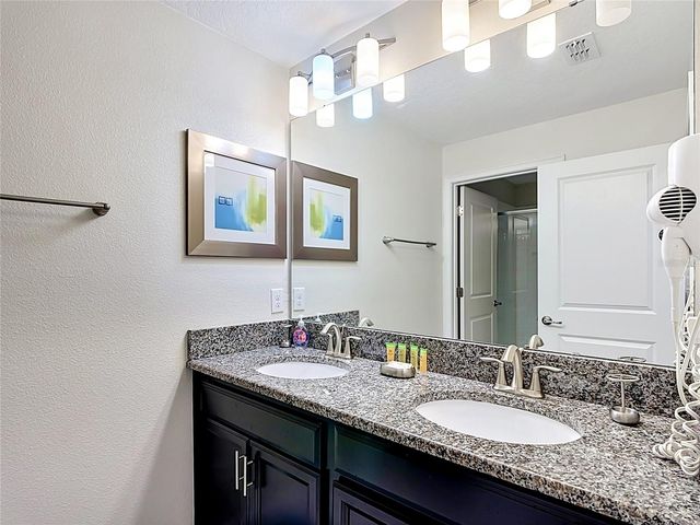 9077 DOGLEG DRIVE, Davenport, FL 33896