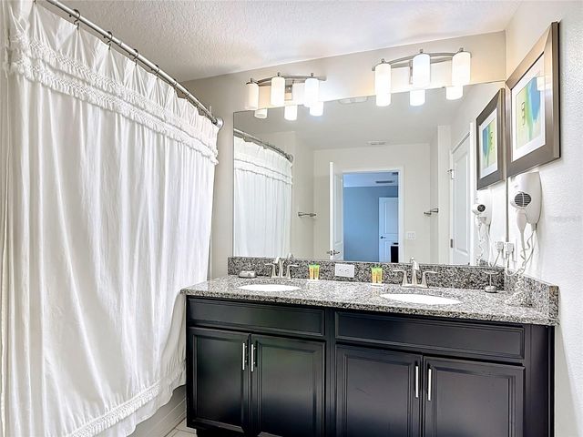 9077 DOGLEG DRIVE, Davenport, FL 33896