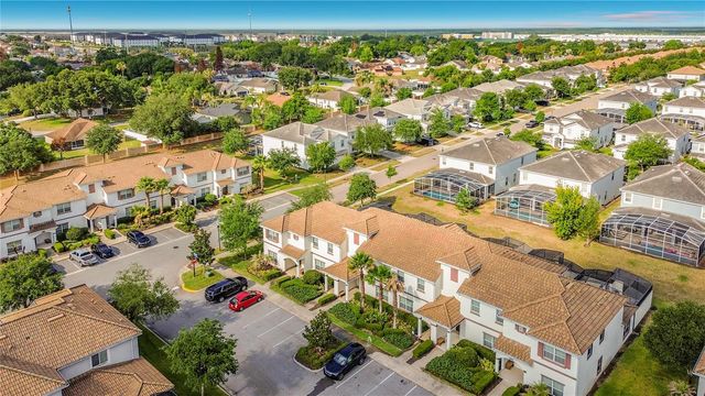 9077 DOGLEG DRIVE, Davenport, FL 33896