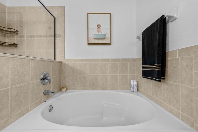 8519 BROKEN WILLOW COURT, Tampa, FL 33647