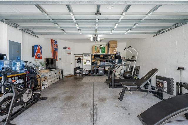 8519 BROKEN WILLOW COURT, Tampa, FL 33647