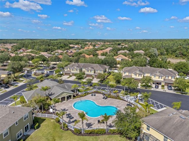 8519 BROKEN WILLOW COURT, Tampa, FL 33647