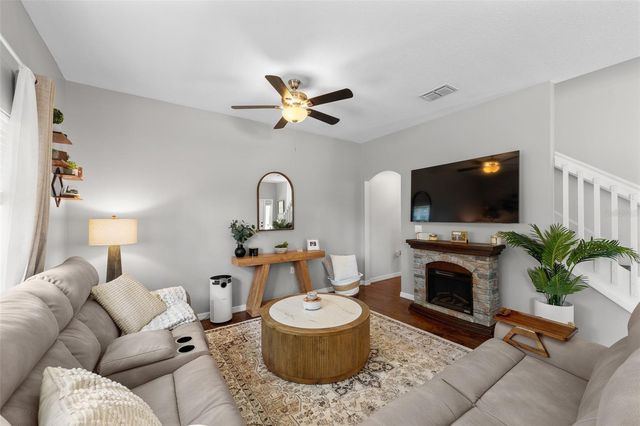 8519 BROKEN WILLOW COURT, Tampa, FL 33647