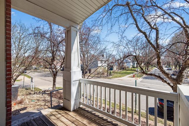1667 Arona Street 8, Falcon Heights, MN 55108