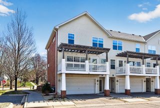 1667 Arona Street 8, Falcon Heights, MN 55108