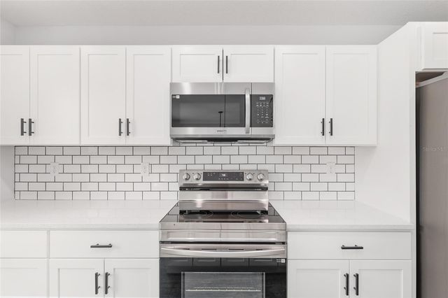 8040 SW 133RD LANE, Ocala, FL 34473