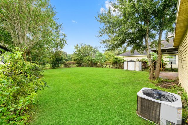 1718 Miami Road, Pasadena, TX 77502