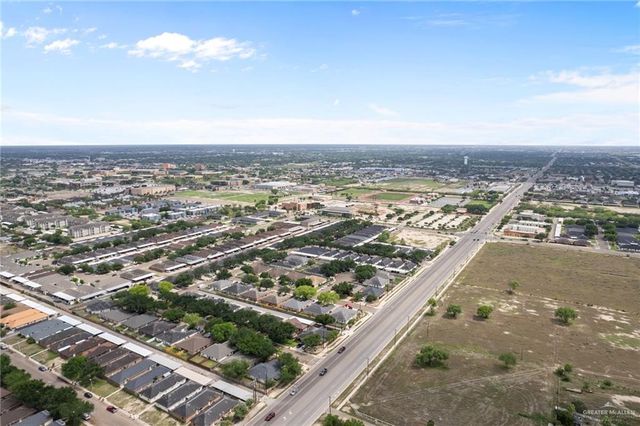 1923 N La Cantera Street, Edinburg, TX 78541