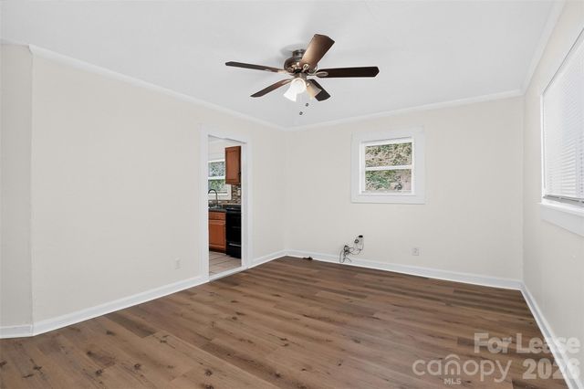 4016 Bearwood Avenue, Charlotte, NC 28205