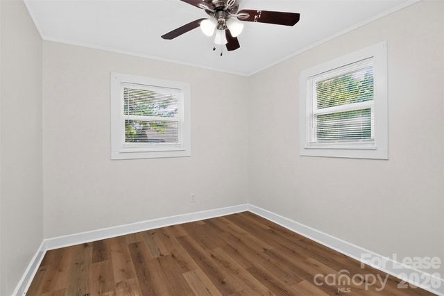 4016 Bearwood Avenue, Charlotte, NC 28205