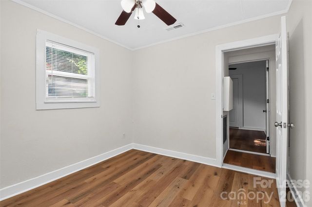 4016 Bearwood Avenue, Charlotte, NC 28205