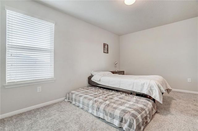 205 Freedom Park Ave, Liberty Hill, TX 78642