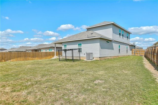 205 Freedom Park Ave, Liberty Hill, TX 78642