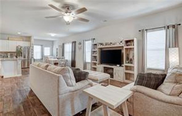 205 Freedom Park Ave, Liberty Hill, TX 78642