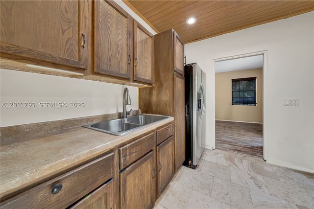 6401 SW 63rd Ct, South Miami, FL 33143