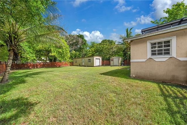 6401 SW 63rd Ct, South Miami, FL 33143