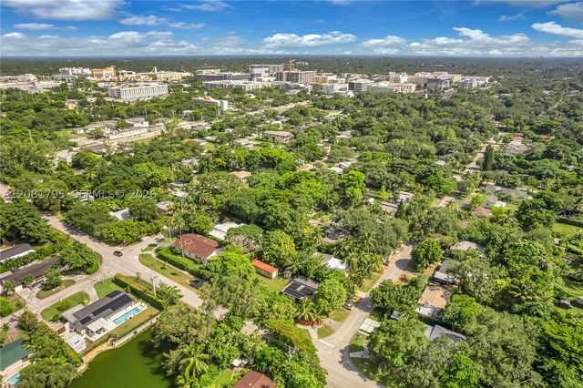 6401 SW 63rd Ct, South Miami, FL 33143