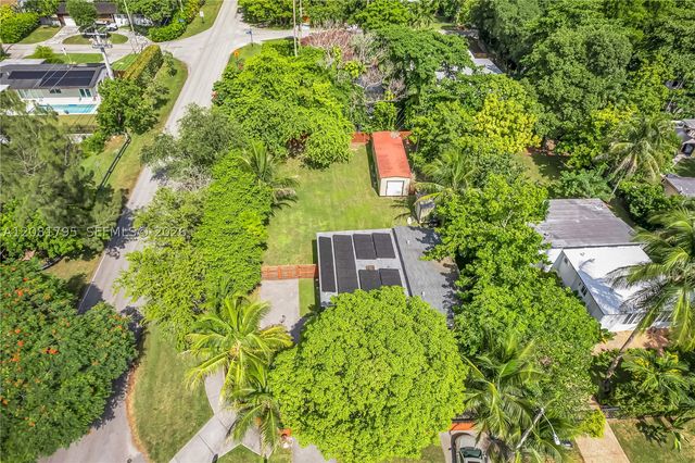 6401 SW 63rd Ct, South Miami, FL 33143