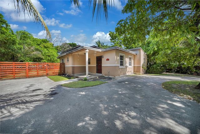 6401 SW 63rd Ct, South Miami, FL 33143