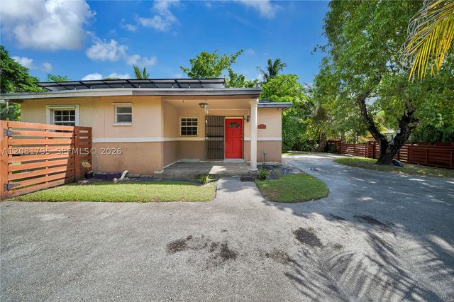6401 SW 63rd Ct, South Miami, FL 33143