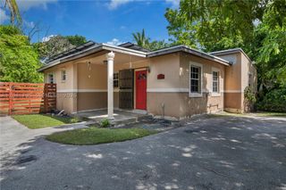 6401 SW 63rd Ct, South Miami, FL 33143