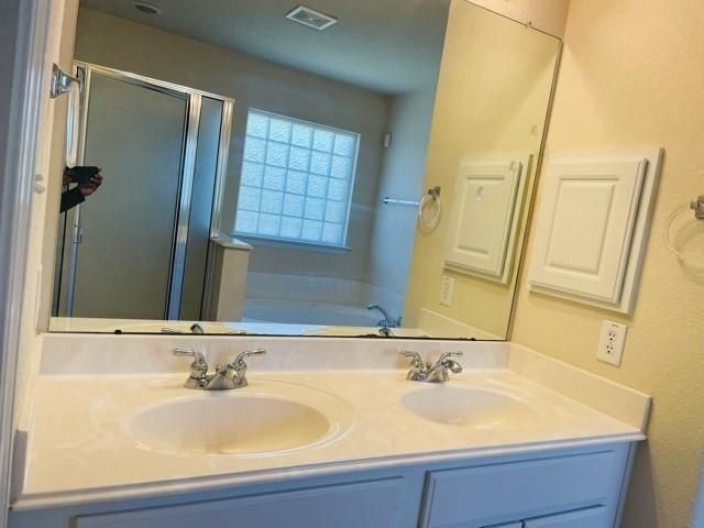 9506 Carsonmont Lane, Houston, TX 77070