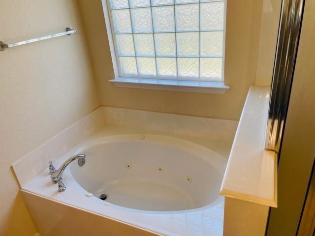 9506 Carsonmont Lane, Houston, TX 77070