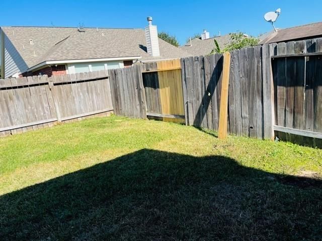 9506 Carsonmont Lane, Houston, TX 77070