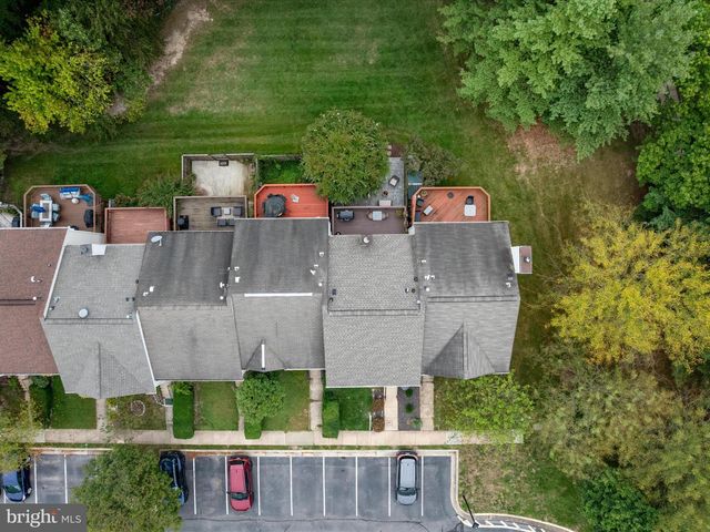 8539 PINE MEADOWS DR, Odenton, MD 21113