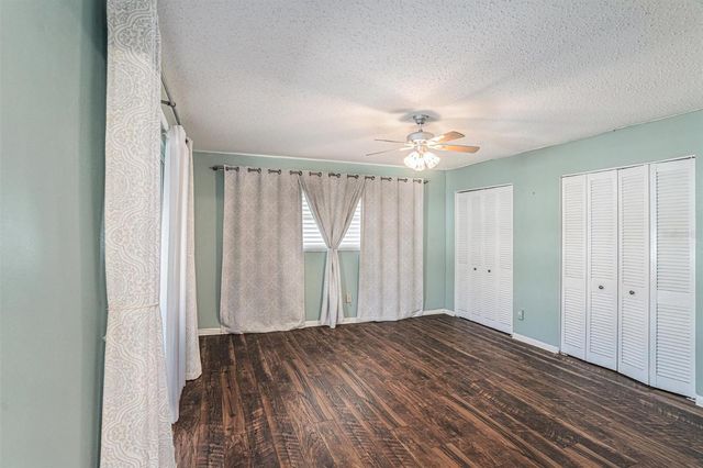 1900 59TH AVENUE N 210, St Petersburg, FL 33714