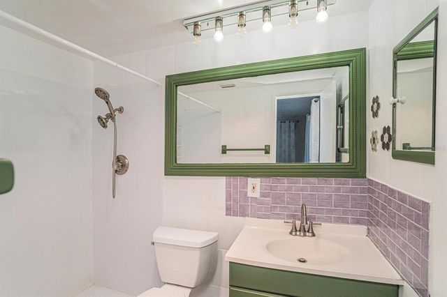 1900 59TH AVENUE N 210, St Petersburg, FL 33714