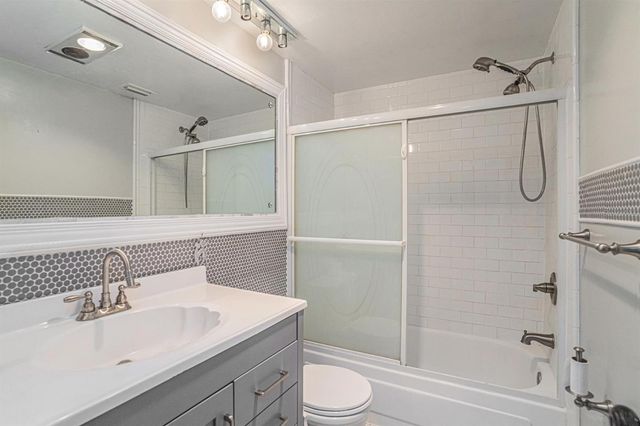 1900 59TH AVENUE N 210, St Petersburg, FL 33714