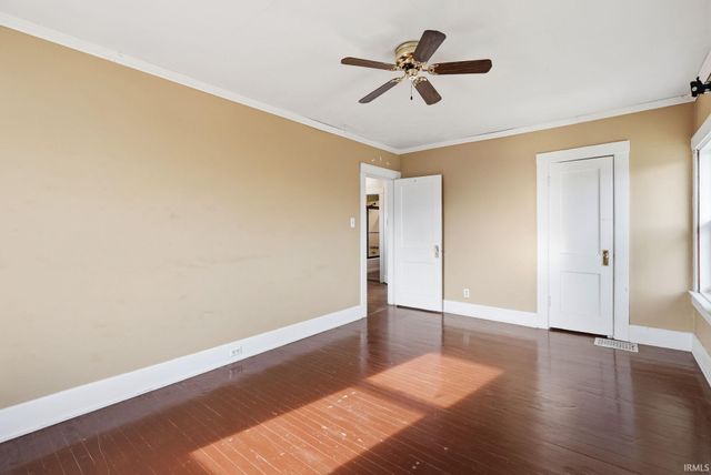 403 Englewood Court, Fort Wayne, IN 46807