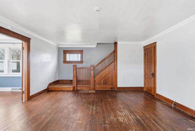 403 Englewood Court, Fort Wayne, IN 46807