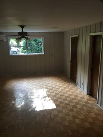 1132 Liberty Avenue, Livingston, TX 77351