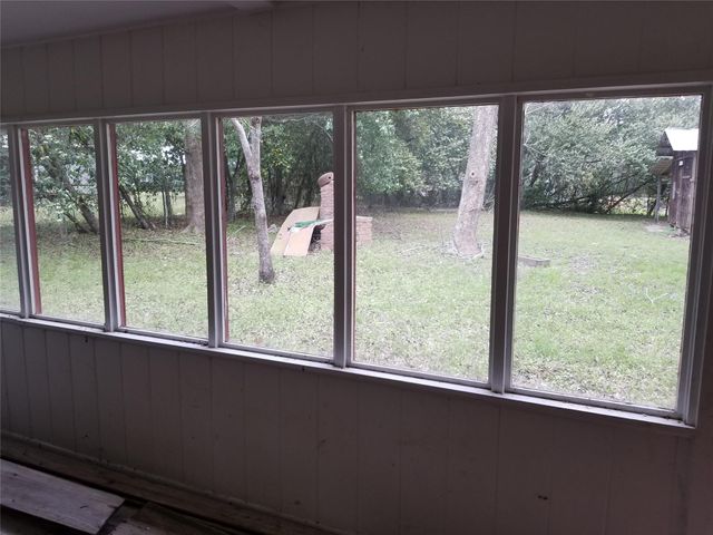 1132 Liberty Avenue, Livingston, TX 77351