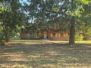 1132 Liberty Avenue, Livingston, TX 77351