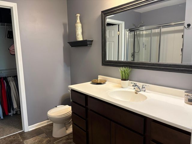 2155 W 129th Avenue, Crown Point, IN 46307
