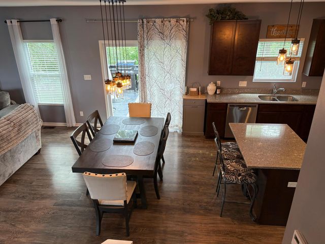 2155 W 129th Avenue, Crown Point, IN 46307
