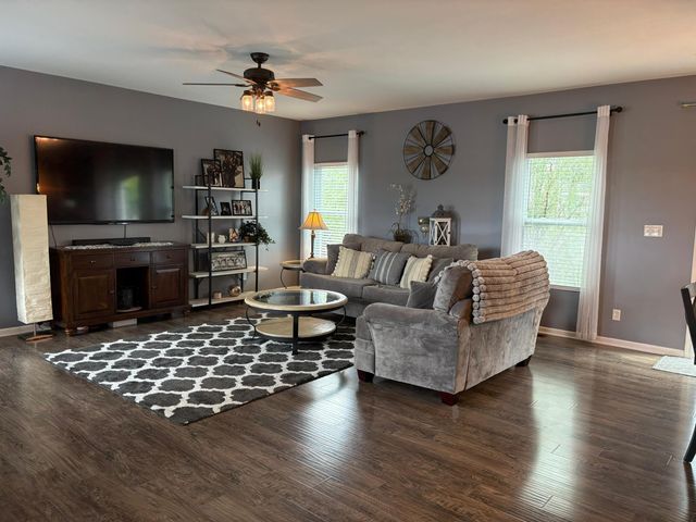2155 W 129th Avenue, Crown Point, IN 46307