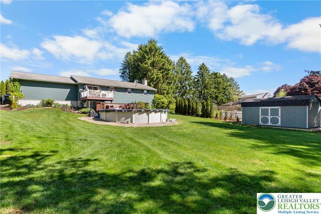 411 Nolf Road, Bushkill Twp, PA 18064